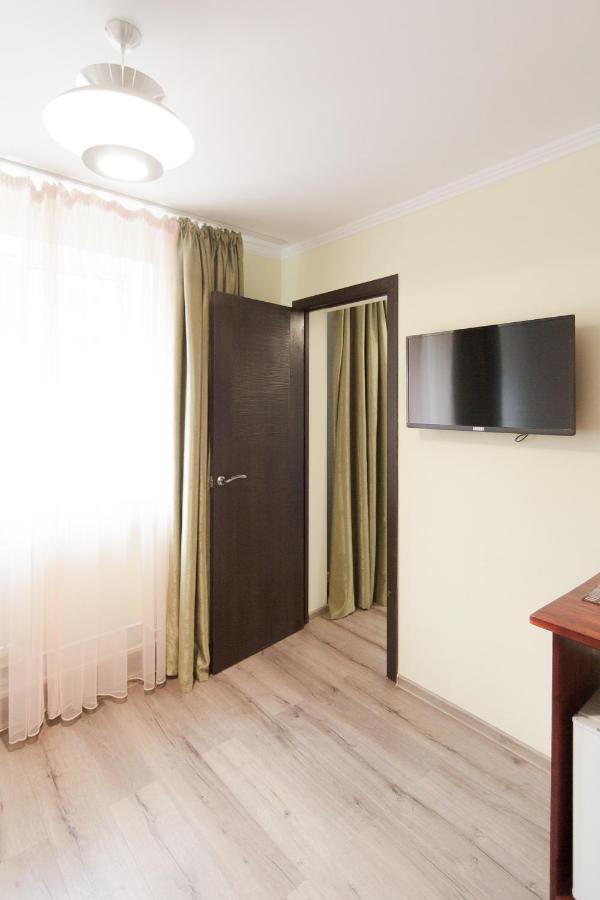 Primorskiy Suite Odessa Exterior photo